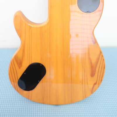 Vintage 1970s Framus Nashville Guitar Natural Very Clean Chrome Hardware Original Trapezoid Case Hang Tags & Warranty Card! Weighs 7.11 Pounds image 9