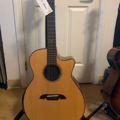 Alvarez AG 60ce ARMREST Grand Auditorium 2025 - Sitka spruce and African mahogany image 1