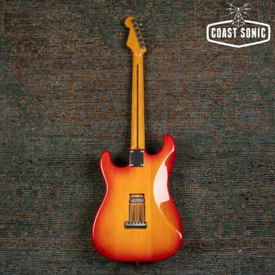 2012 Fender '57 Reissue Stratocaster ST57 Made in Japan - Cherry Sunburst image 4