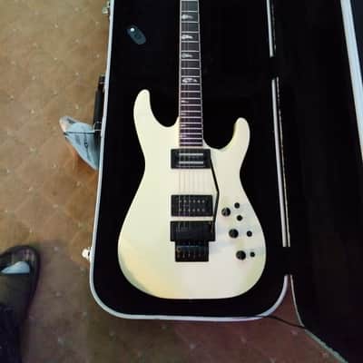 Kramer Sustainer White image 9