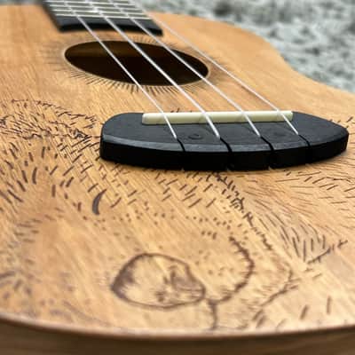 LAILA UFG2311C BEAR concert ukulele with bear engraving + cover image 5