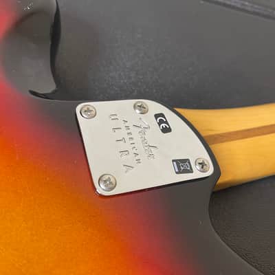 Fender American Ultra Jazzmaster 2020 - UltraBurst w/Flat Case image 14