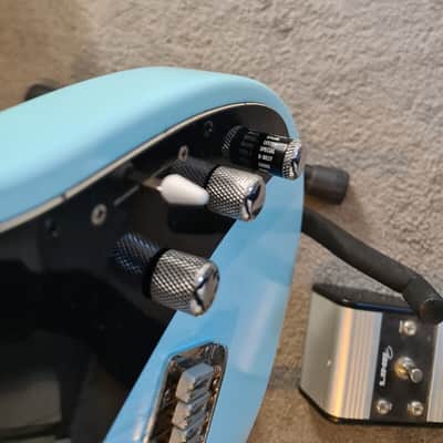Line 6 Variax 300 2000s - Light Blue image 3