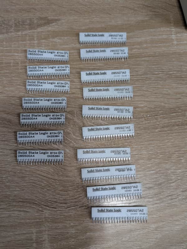 Solid State Logic 10 x 285507A2 & 7 x 285500A4 hybrid circuits image 1