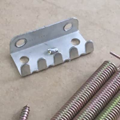NOS Non Aged Relic Tremolo Bridge 3 Springs Kit Claw For Fender Strat Squier Korea image 3