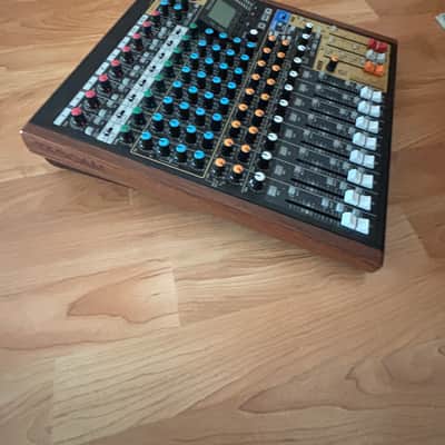TASCAM Model 12 Multitrack Recorder / Mixer / USB Interface 2020 - Present - Black with Wood Cheeks image 4