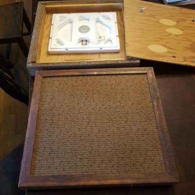 ERA Pair (2)  Rare Poly-Planar P-20 Super Thin Wafer/Panel Speakers 4-way 25 Watt 8 Ohm Titanium Driver Magna 1970 - 1960s speaker cloth and frame image 2