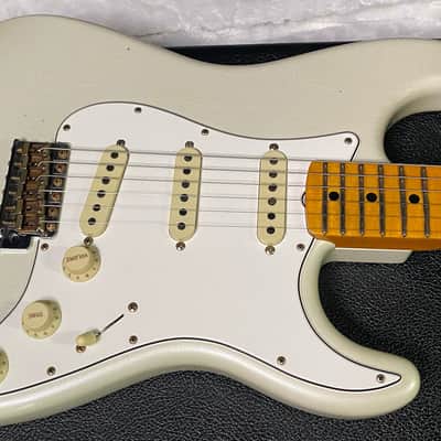 NEW! Fender Custom Shop Special Run '69 Stratocaster Journeyman Relic - Handwound P/U's - Aged Frost White Pearl - Reverse Headstock - 8lbs - Authorized Dealer - SUPER RARE! G07472 image 3