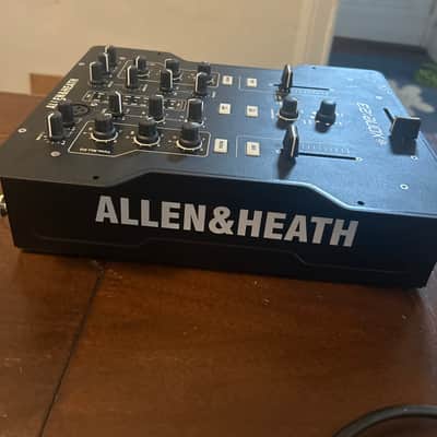 Allen & Heath XONE:23 Professional 2+2-Channel DJ Mixer 2014 - Present - Black image 6