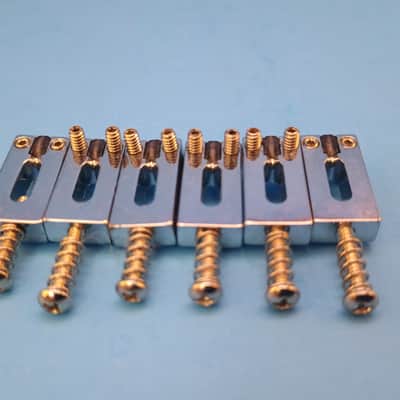 Graph Tech String Saver Classics Strat & Tele 2-1/16" Spacing Chrome image 2