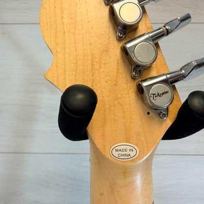AXL S-Type Strat-Style Electric Guitar – 3-Tone Sunburst image 11