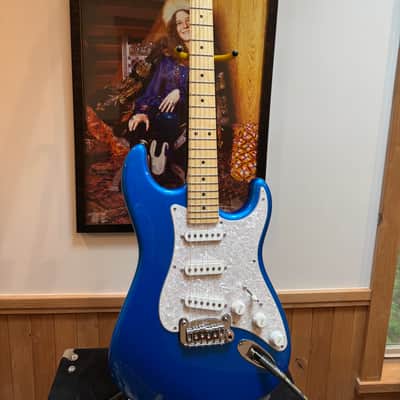 G&L USA Legacy 2023 Electric Blue Metallic image 2
