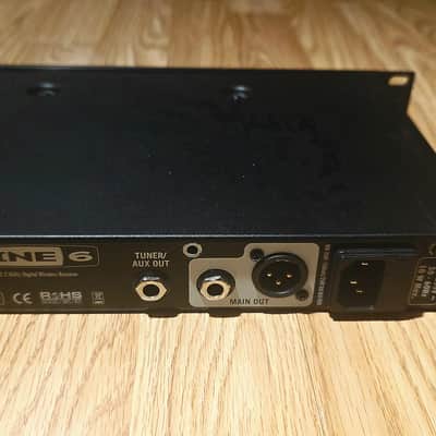Line6 G90 unit + 3 TBP12 Bodypacks + Premium Gold-Plated Right-Angle & Straight Cables image 12