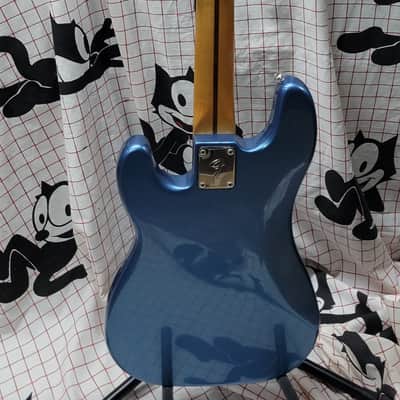 1977 Fender Precision Bass, Pelham Blue, hard case image 6