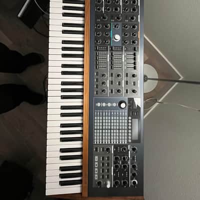 Arturia PolyBrute 61-Key Synthesizer
