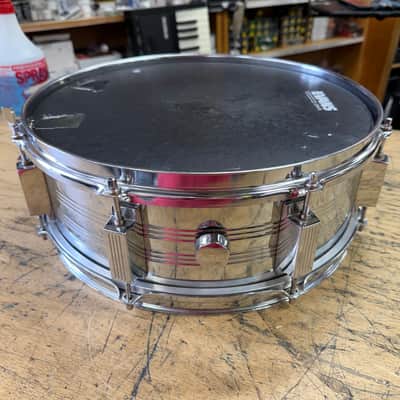 Used Tama 14"x5" Chrome over Steel Snare Drum Made in Taiwan image 7