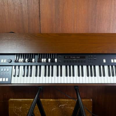 KORG CX-3 61 Key Combo Organ 128 programs 2 sets of 9 drawbars w/ case, pedal