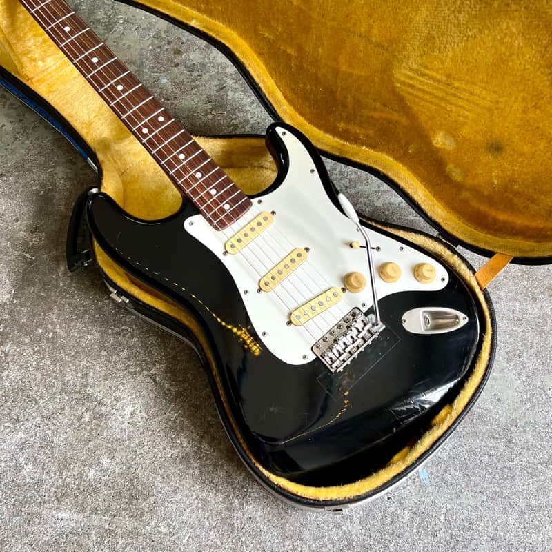 Yamaha ST-360R c 1970's - Black strat style electric guitar
