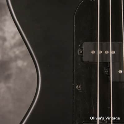 Burns London Scorpion Bass Near Mint 2002 Black image 7