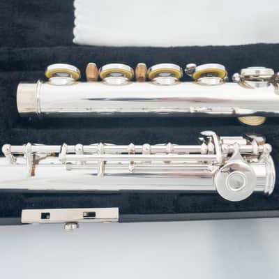 Gemeinhardt 30SHB Intermediate Flute with Solid Silver Headjoint *Cleaned & Serviced image 7
