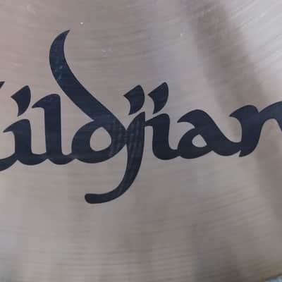 Zildjian 14" A Series New Beat Hi-Hat Cymbals (Pair) 2013 - Present - Traditional image 6