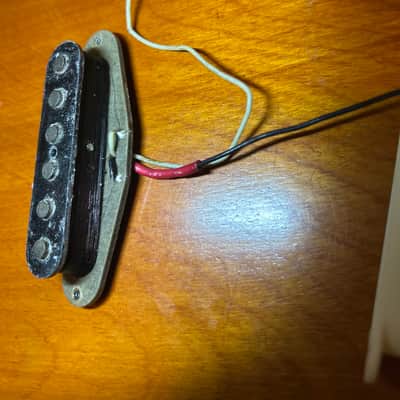 Fender Stratocaster pickup 1976 - Grey bottom image 3