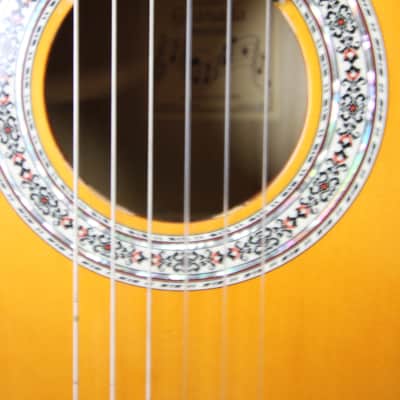 Estaban  Granada  Classical Guitar Natural image 5
