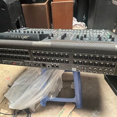 Behringer X32 digital mixer image 9