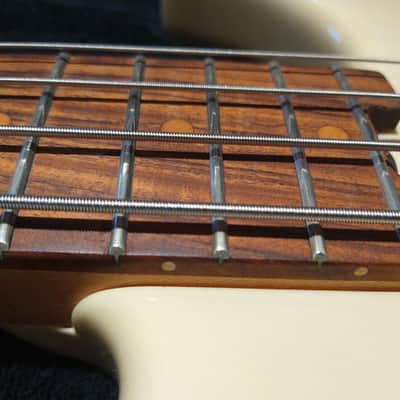 1997-Vintage USA-made Peavey Millennium bass guitar image 17