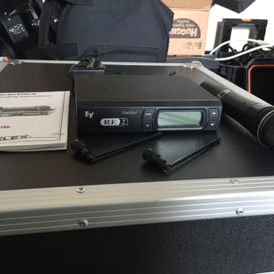Electro-Voice EV Clear Scan RE2 Wireless Microphone System - ND767a Mic image 3