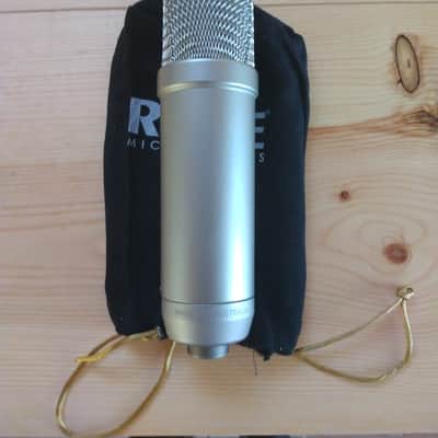 RODE NT1-A Large Diaphragm Cardioid Condenser Microphone 2002 - Present - Silver image 1