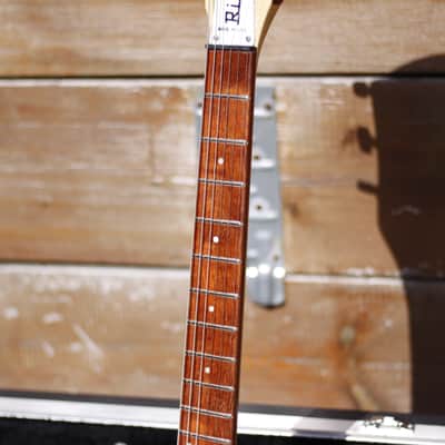 Rickenbacker 330 24-fret 2007 - Mapleglow image 8