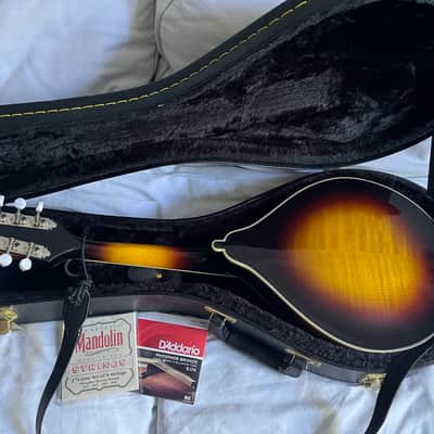 2005 Kentucky KM-250 Artist A Model - Nitrocellulose Sunburst with Case, Upgraded Bridge, Strap and Spare String Sets image 2