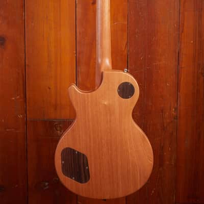 Nik Huber Orca Curly/Flame Top Crown inlay image 10