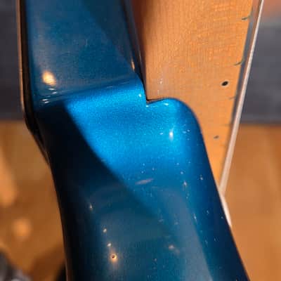 Vintage 1986 Fender Contemporary Series Stratocaster SSS Metallic Blue w/ Fender System I Tremolo System image 10