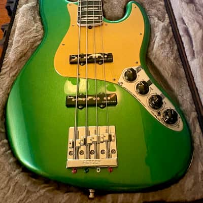 Fender Ultra Jazz Bass Limited 2023 - Mystic Pine Green image 2