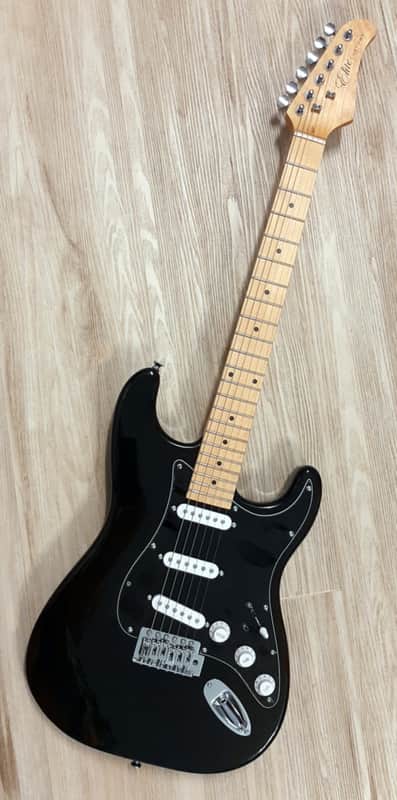 2025 Elite® Stratocaster Style Guitar Turbo w/Gilmour MOD Black Classic Strat SSS LTD image 1