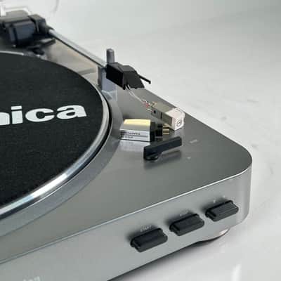 Audio-Technica AT-LP60 XBT Fully Automatic Belt-Drive Stereo Turntable Black image 4