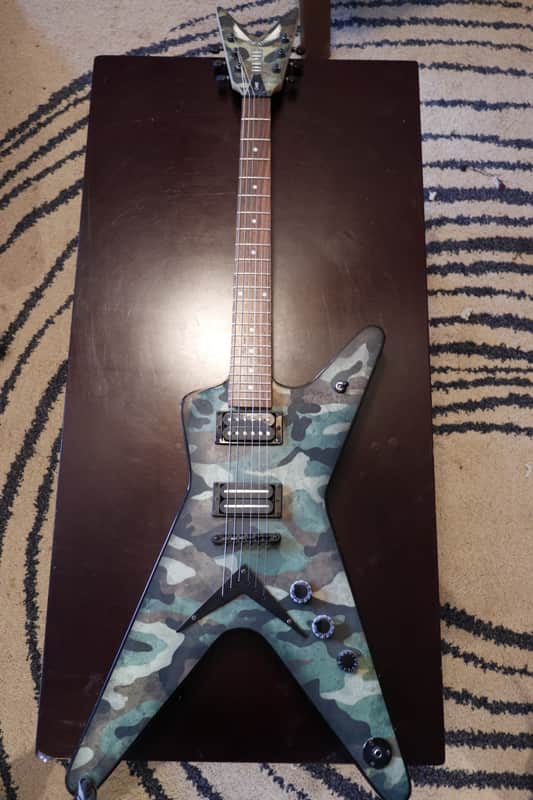 Dean DIME ML Camo Fixed Bridge solid body string through Guitar