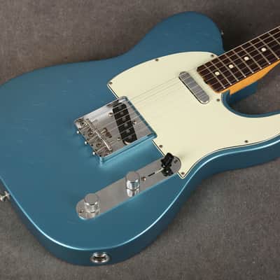 Fender Vintera II Road Worn 60s Telecaster - Lake Placid Blue - 2nd Hand image 11