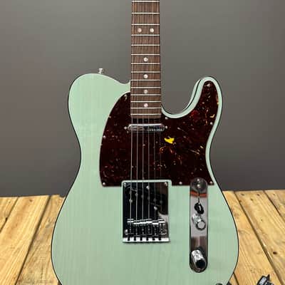 Fender Ultra Luxe Telecaster®, Rosewood Fingerboard, Transparent Surf Green image 4