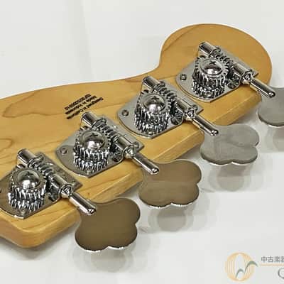Fender Standard Jazz Bass image 4