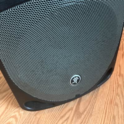 Mackie TH-12A 12" 400-Watt 2-Way Powered Loudspeaker 2011 - 2014 - Black image 5