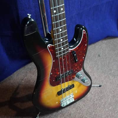 Fender 62 Reissue Jazz Bass 2006 Sunburst image 7