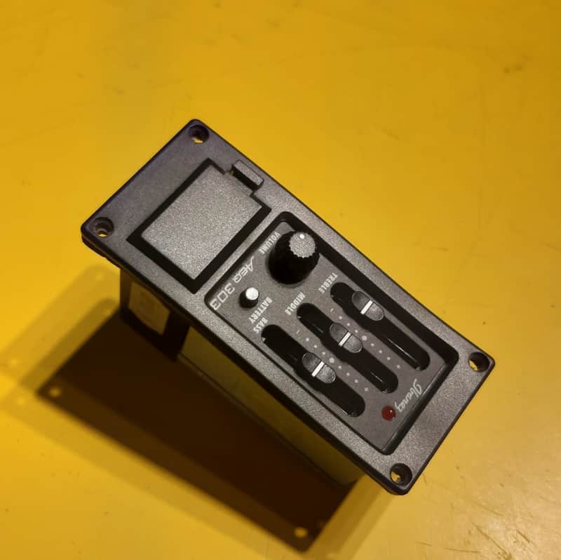 Ibanez AEQ 303 image 1