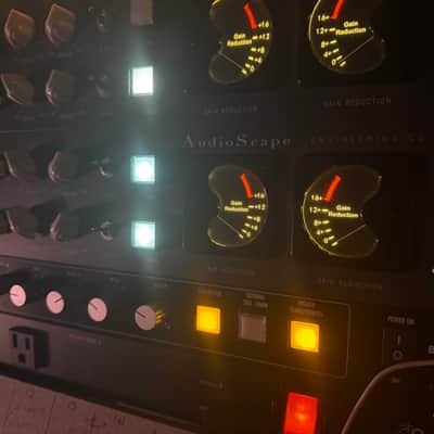 AudioScape Engineering Co. DC-101 D-COMP 2-Channel Limiter / Compressor 2018 - 2021 - Green image 8