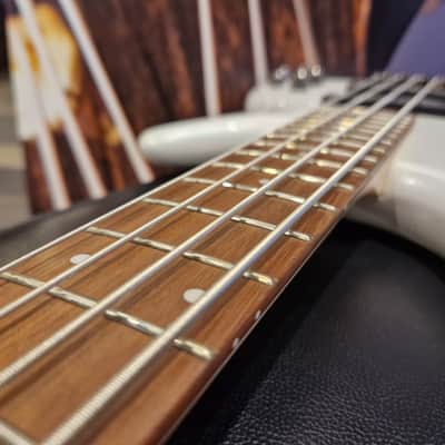 Ibanez SR300E-PW SR Series E-Bass 4 String - Pearl White image 5