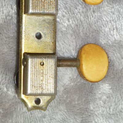 Gibson Kluson Single Line 3 on a Plate Tuners Bass Side 1956 - 1964 With Grommets and Screws Les Paul Jr. J-45 J-50 Etc.  image 6