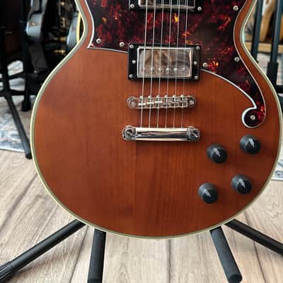 D'Angelico Deluxe Brighton - Matte Walnut with Tortoise Pickguard image 2