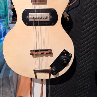 Super Cool late '50's early '60's vintage Harmony/Supro-style single pickup Rocker image 10